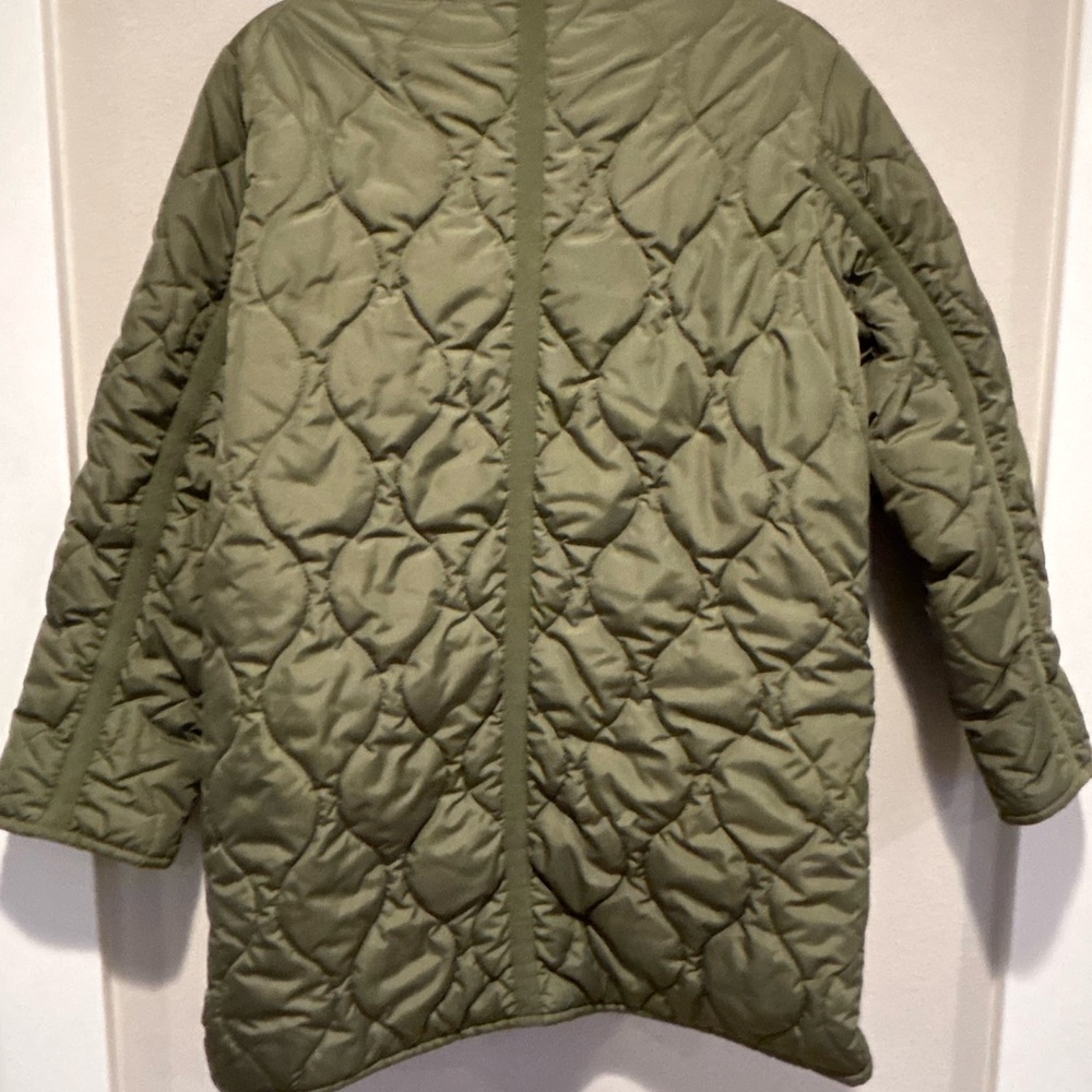 J. Crew Green Quilted Puffer Jacket - Picture 2 of 7